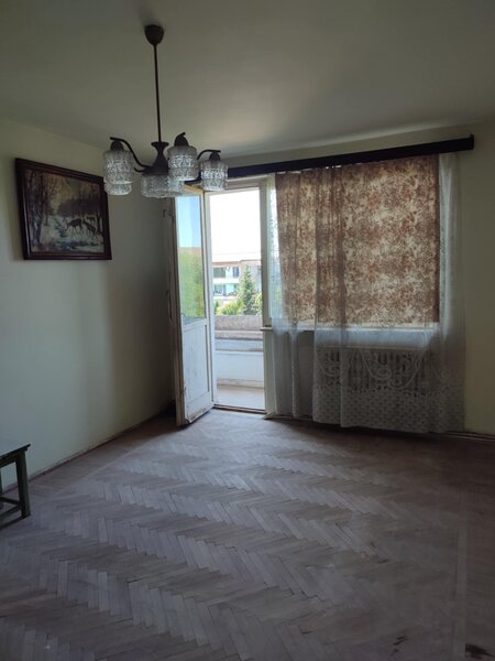 Hunedoara Micro 4, Bulevardul Dacia, linga Supeco. Hunedoara.
