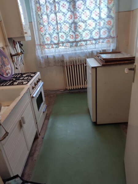 Hunedoara Micro 4, Bulevardul Dacia, linga Supeco. Hunedoara.
